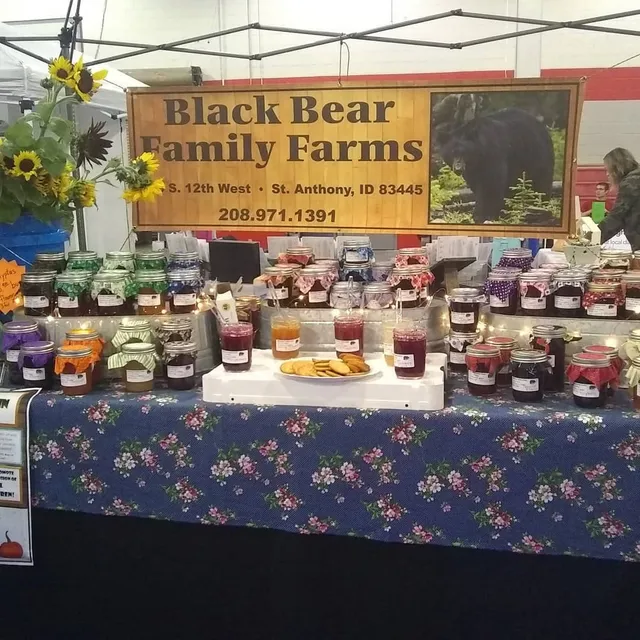 Black Bear Family Farms