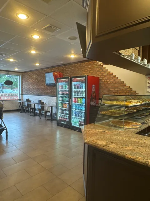 La Nonna’s Day Pizza and Pasta