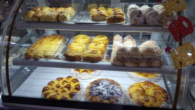 Pearl Bread Bakery and Confectionery