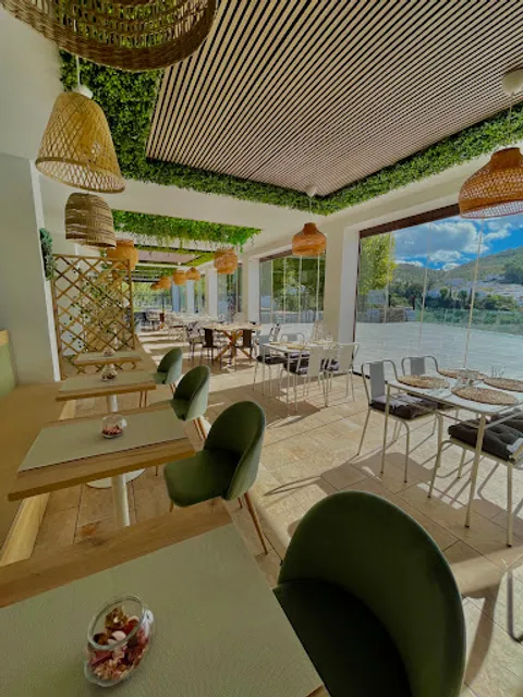 GASTROBAR La Piscina El Gastor