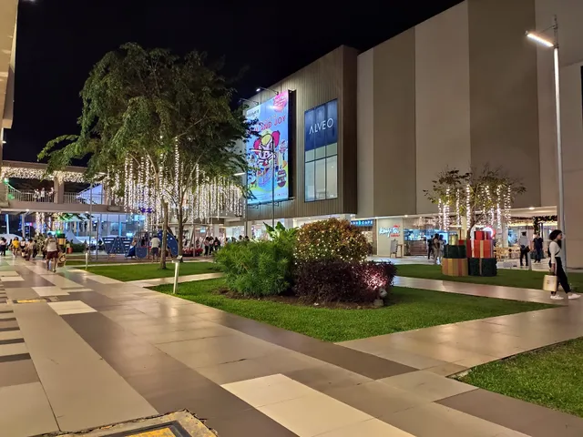 Ayala Malls Solenad (Ayala Malls Nuvali)