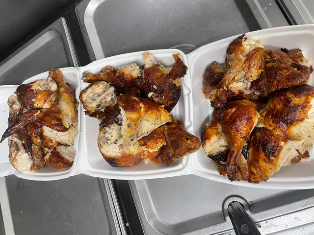 La Casa Del Pollo Asado