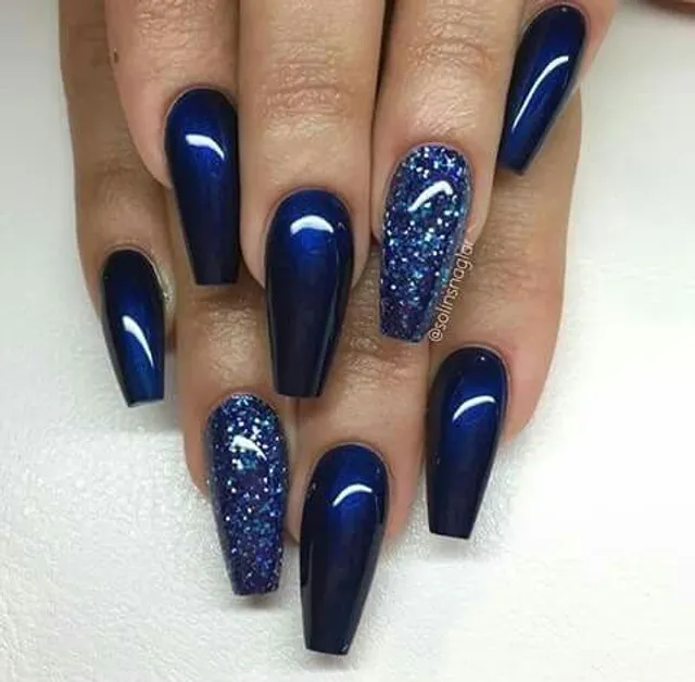 ON L.A NAILS