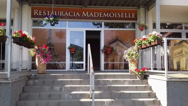 Reštaurácia Maytex