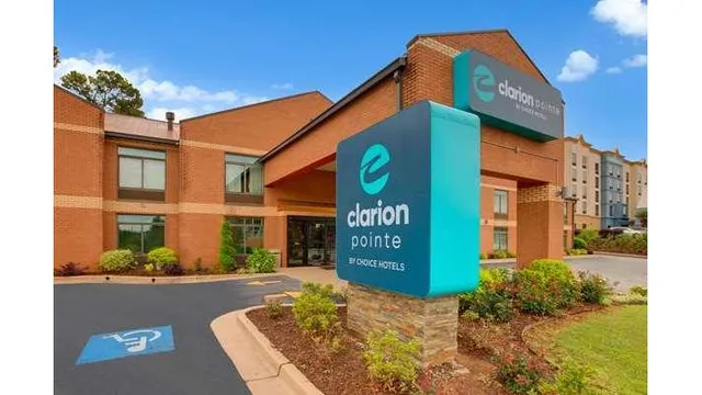 Clarion Pointe Atlanta Airport College Park