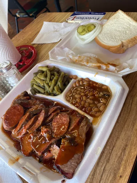 Mama E's B-B-Q & Home Cooking