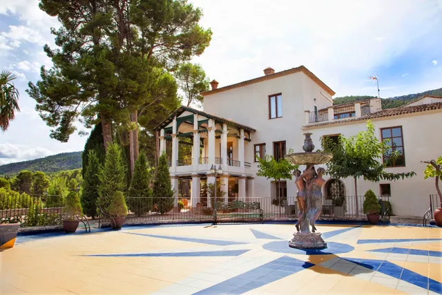 Hotel con encanto Masia La Mota B&B