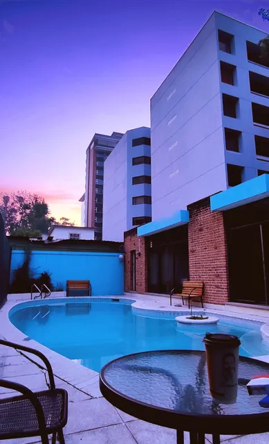 Central 10 Boutique Hostel