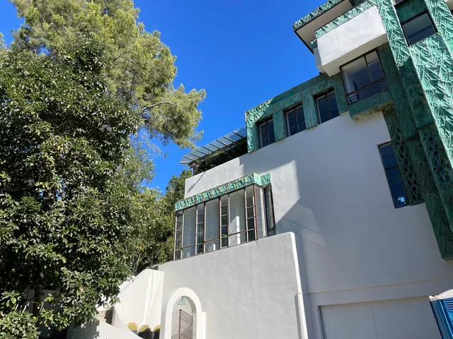 Samuel Novarro House by Lloyd Wright