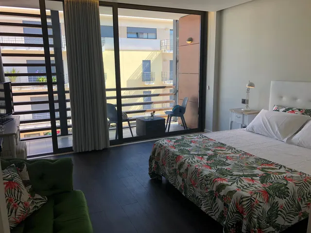 Duque de Loulé Apartments