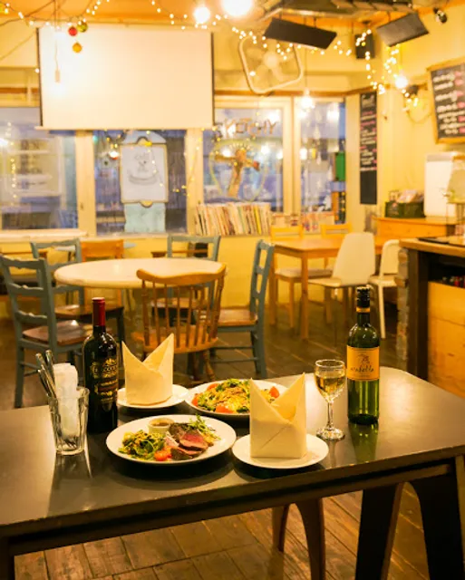 カフェ&バル スケッチー