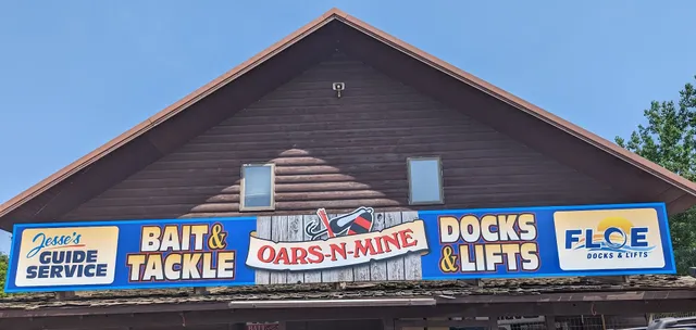 Oars-N-Mine Docks & Lifts