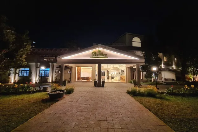 The Pavillion Hotel