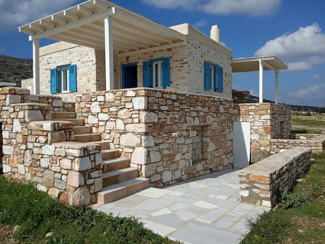 Kontiani Stone Villa - Blue Villa