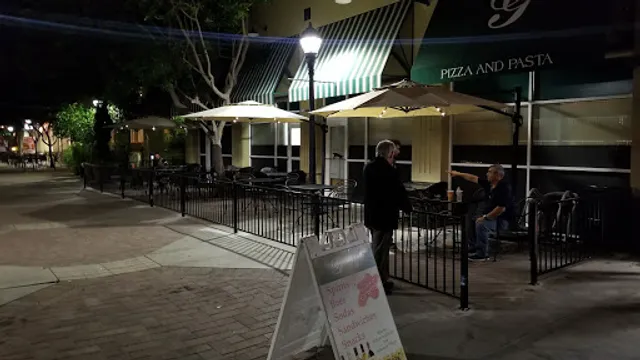 JRs Grill / G Street Deli