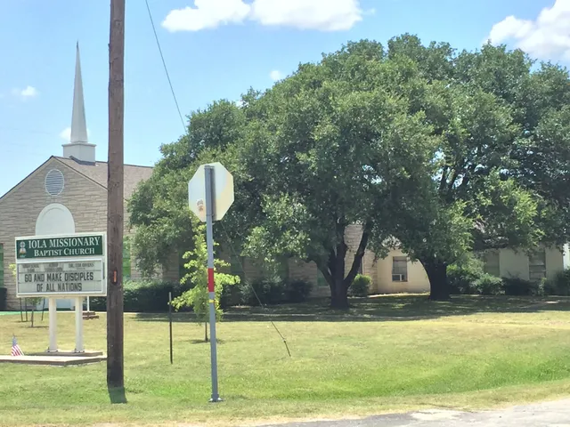 Iola Missionary Baptist Church