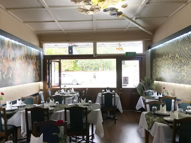 Mae Glong Thai Restaurant