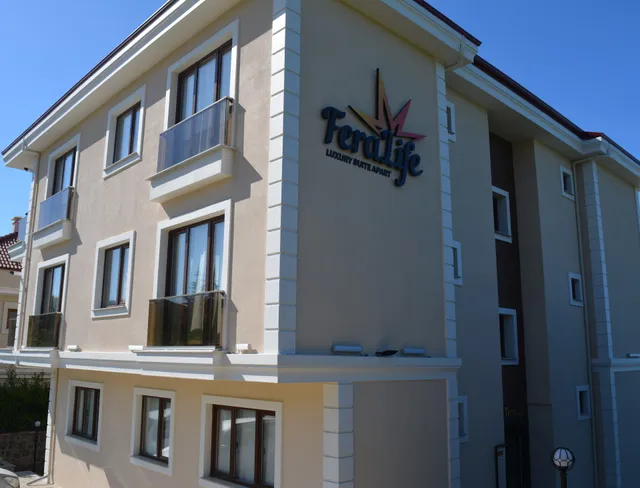 Fera Life Suit Apartment