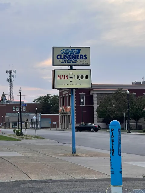 Main Wines & Spirits