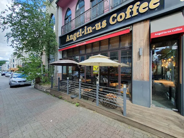 엔제리너스 강릉교동점 (Angel-In-Us Gangneung Gyo-dong)