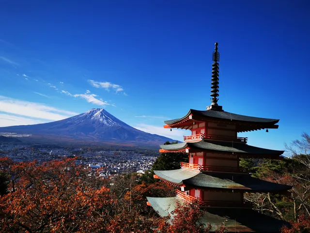 Arakurayama Sengen Park Observation Deck