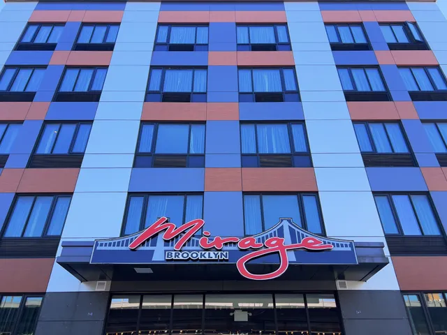 Hotel Mirage Brooklyn