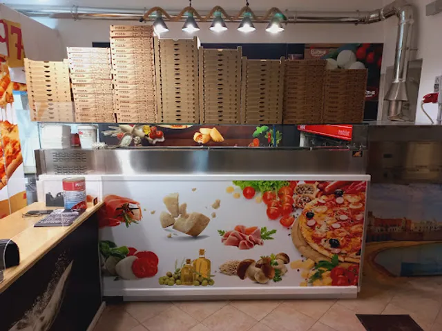 Pizzeria Pit Stop 17