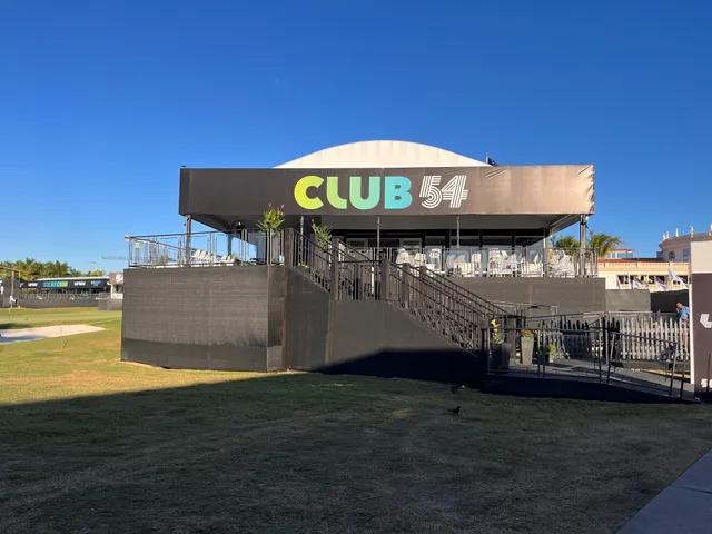 True Spec Golf - Miami