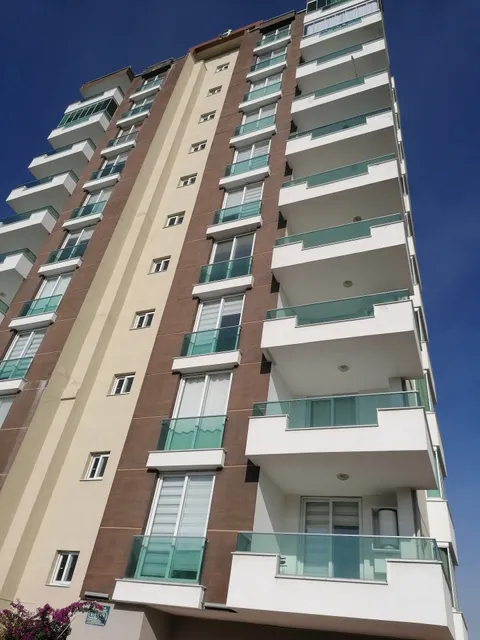 GoldenPark King Suites