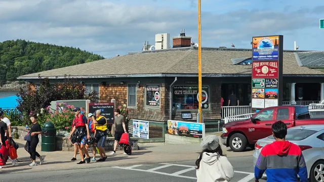 Frenchman Bay Lobster Rolls