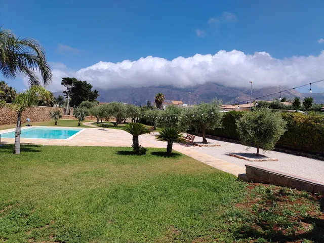 Villa Albamonte - Villa per vacanze ed eventi a Carini