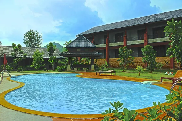 Khaoyai Nature Life & Tours Resort