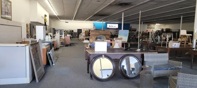 Wardcliffe Shopping Center