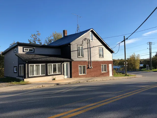 Cachette de la rivière au saumon et spa