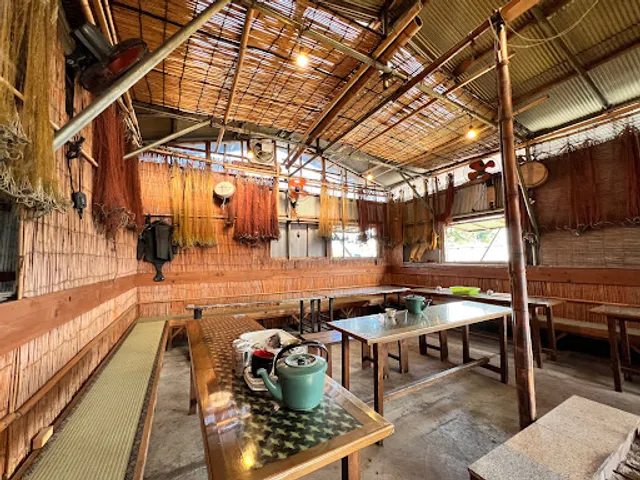 Osatsu Ama Hut "Ozego-san"