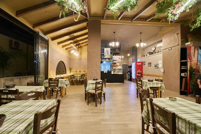 To Katsarolaki - Traditional Cretan Restaurant