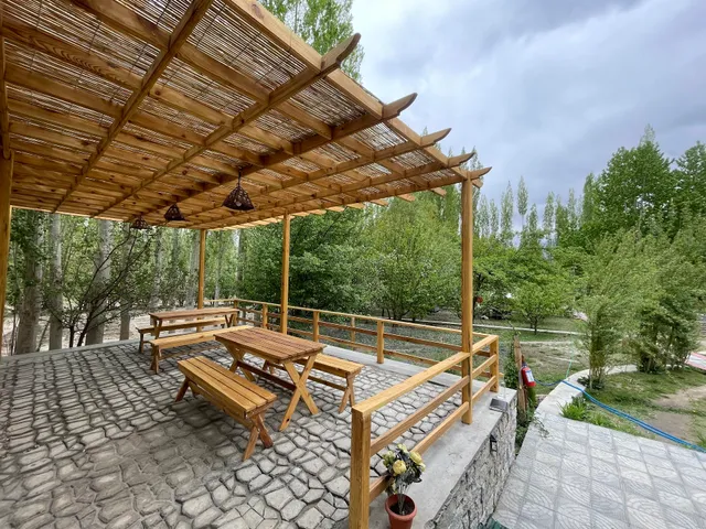 NAYCHO RESORT HUNDER