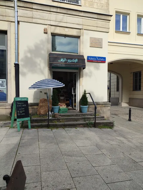 Metr Kartofli, sklep spożywczy