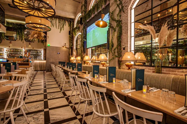 O 2 SCENES RESTAURANT