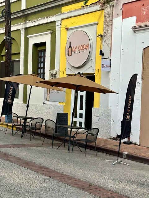 La Cueva Bar & Restaurant