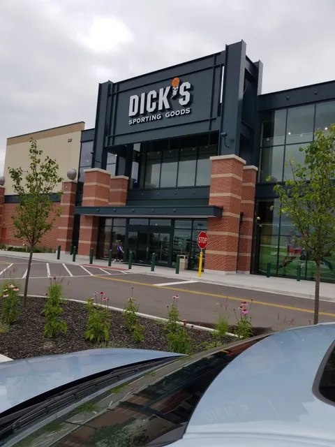 DICK'S Sporting Goods