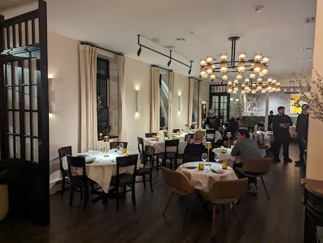 Elaine's Restaurant and Bar