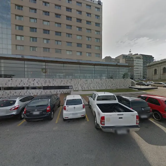 Hotel NH Montevideo Columbia