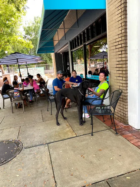 Southern Roots Country Store UPTOWN