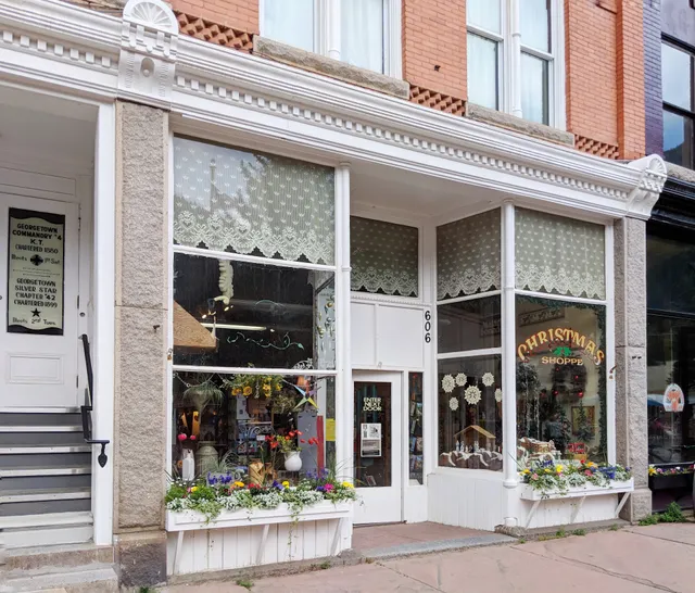 Shoppe Internationale