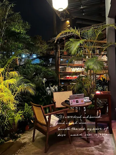 Blue Garden Cafe & Restaurant