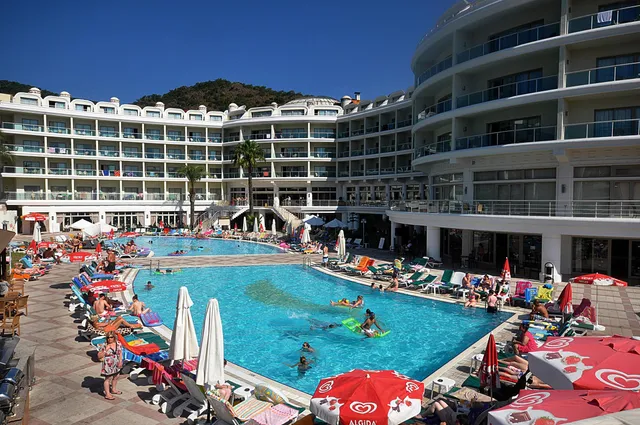 Pineta Park Deluxe Hotel