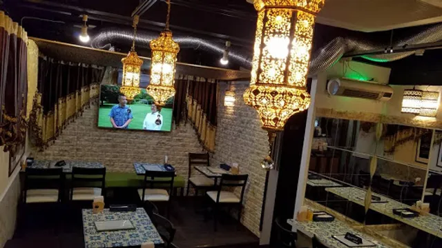 Ali's Kitchen Osaka Halal Pakistani & Arabic Restaurant