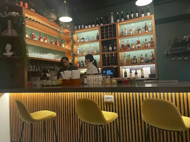 Botanya Restaurant & Bar