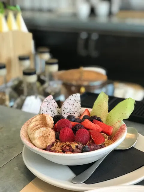 Market at The Miami Beach EDITION